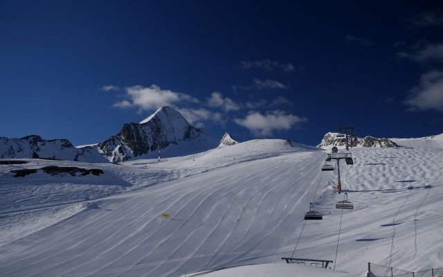 Wyjazd snowboardowy i narciarski - Season Opening Kaprun 2026