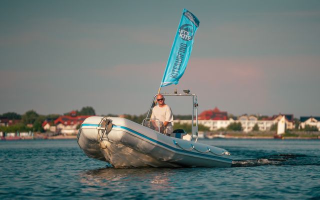 Obóz kitesurfingowy dla dorosłych - Kite, Surf & Chill 2026