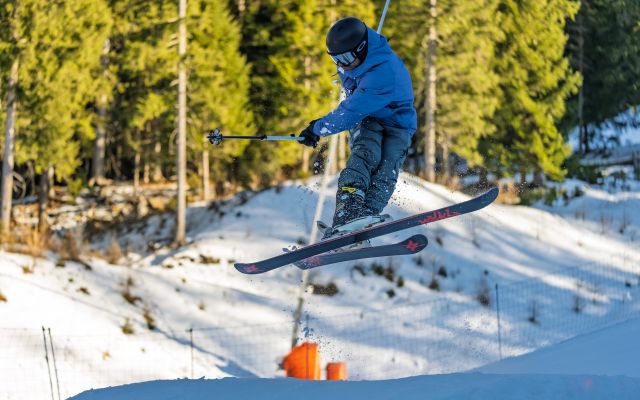 Majówka w Tignes - Wiosenny Wyjazd na Snowboard i Narty do Francji