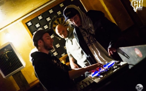 OneLightStudio 03499